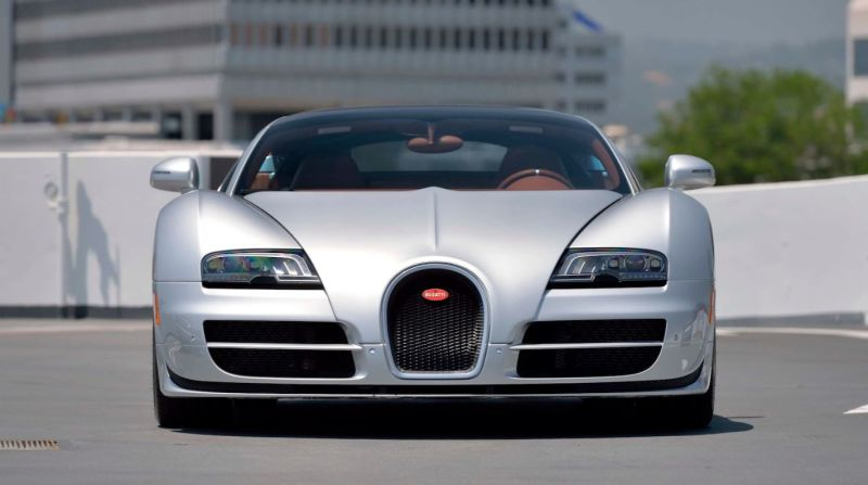 Illustration for article titled Los costes de mantenimiento del Bugatti Veyron son tan exagerados que el cambio de aceite vale más que la mayoría de autos